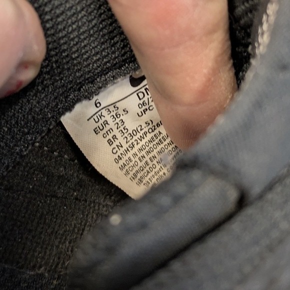 Nike Women's Size 6 Court Legacy Lift Black and White Platform Sneakers - Picture 8 of 10